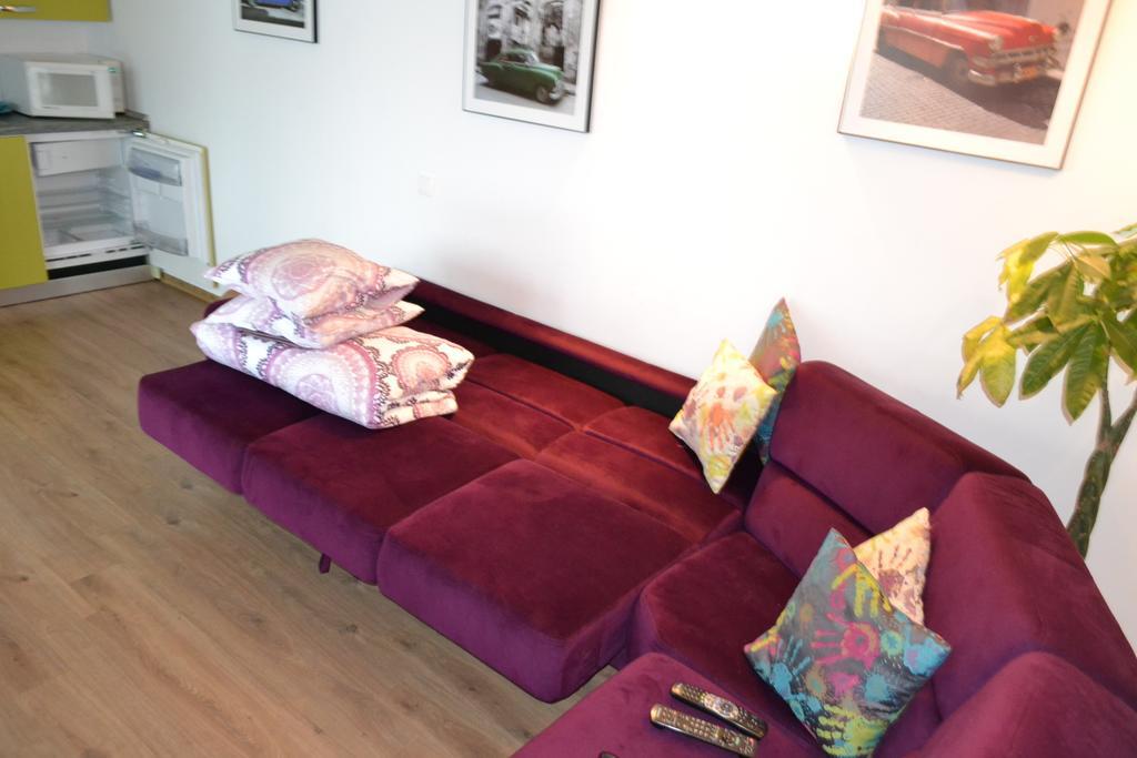 Happy Place - Casuta Galbena Domnesti  Zimmer foto